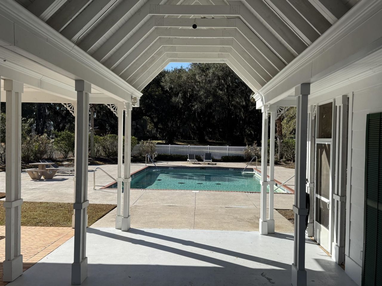 100 Oak Bay Dr. Photo 34