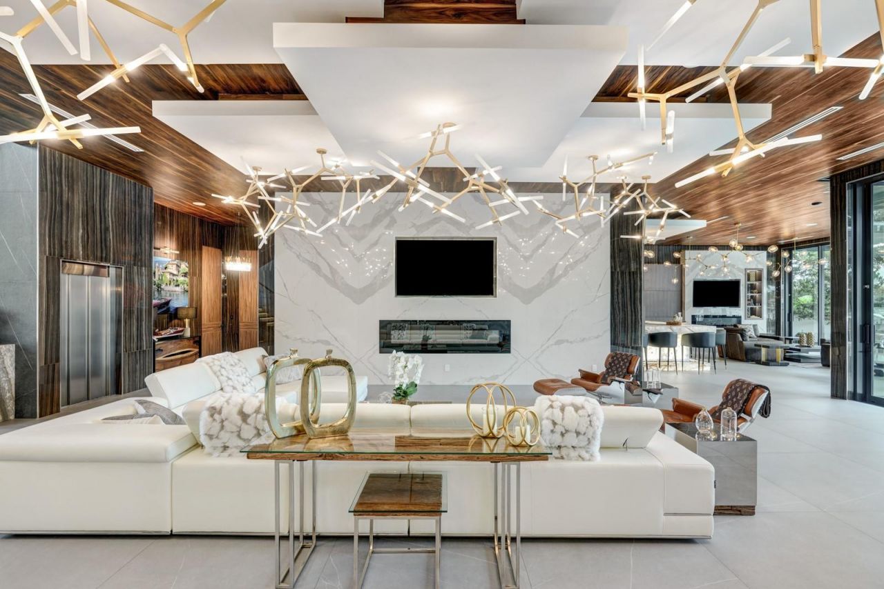 671 Middle River Drive, Fort Lauderdale, FL 33304 Photo