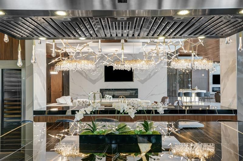 671 Middle River Dr, Fort Lauderdale, FL 33304 Photo