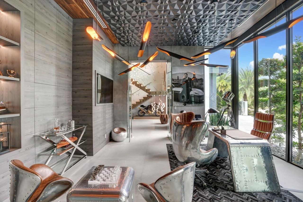 671 Middle River Drive, Fort Lauderdale, FL 33304 Photo