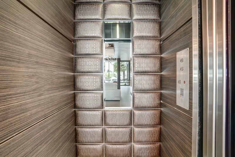 671 Middle River Dr, Fort Lauderdale, FL 33304 Photo