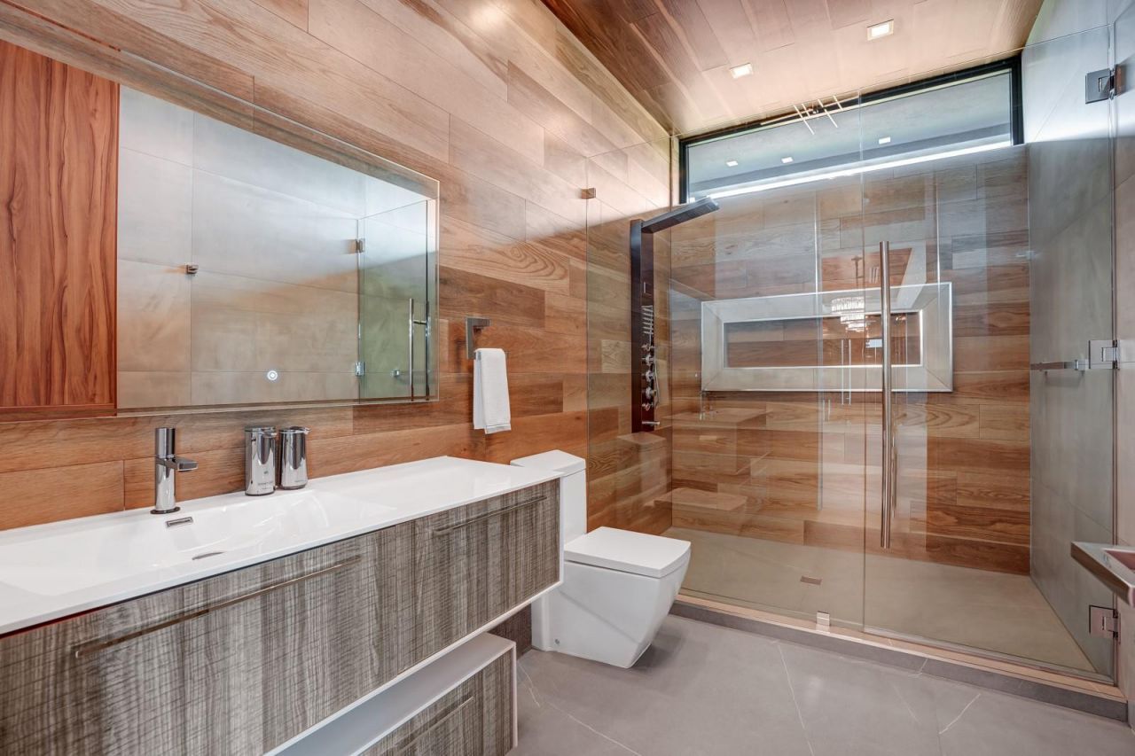 671 Middle River Drive, Fort Lauderdale, FL 33304 Photo