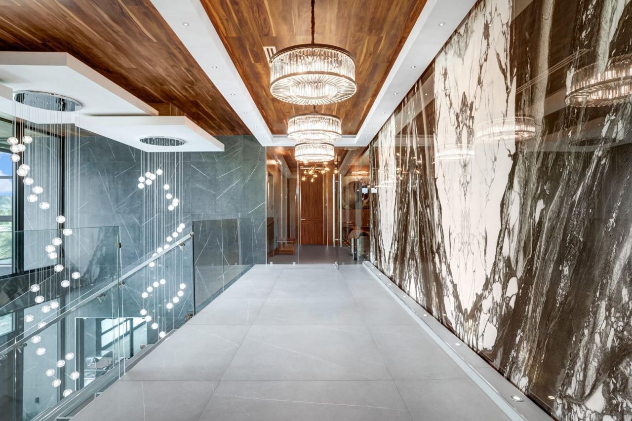 671 Middle River Drive, Fort Lauderdale, FL 33304 Photo