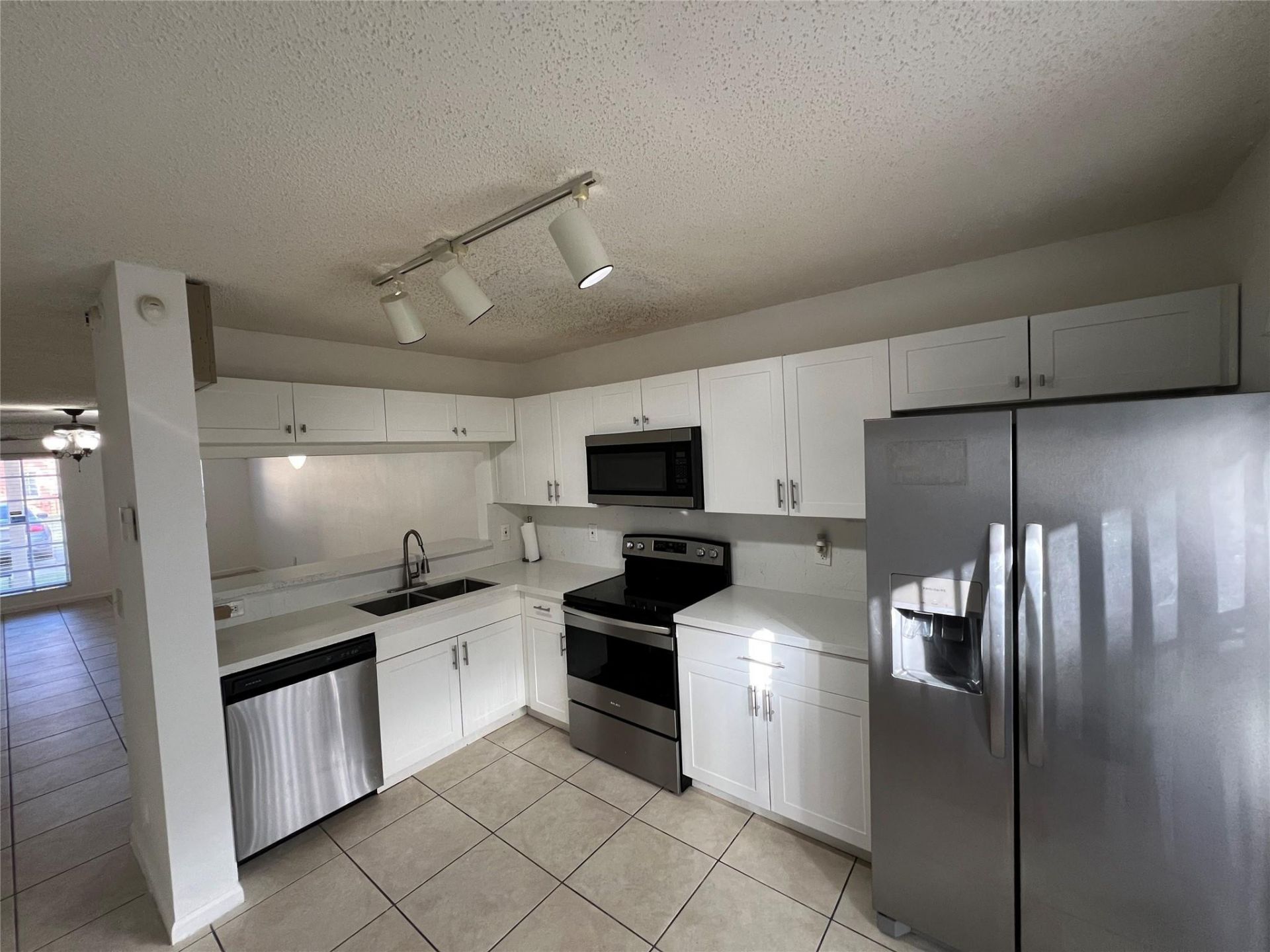 6756 Sienna Club Drive, Unit 6756, Lauderhill, FL 33319 Photo