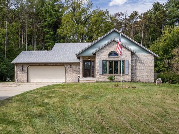 N7811 Kettle Moraine Drive, Whitewater, WI 53190