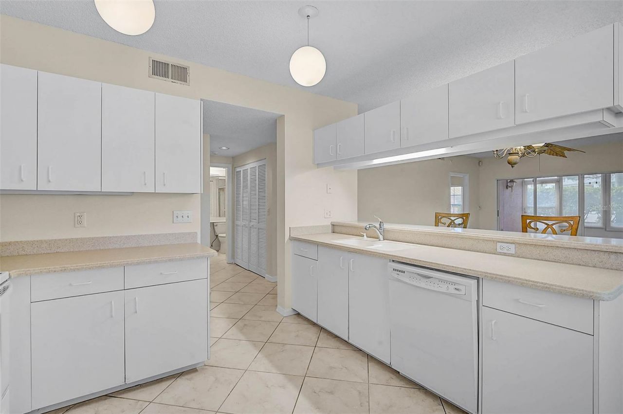 4705 Sand Trap Street Circle E, Unit 106, Bradenton, FL 34203 Photo