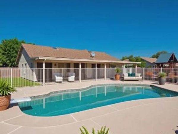 5201 N 85TH Avenue, Glendale, AZ 85305