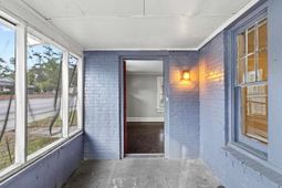 5018 N Main Street photo 4