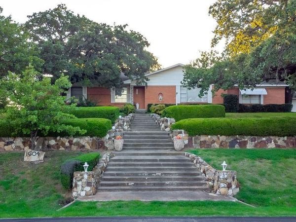 1604 N Haven Drive, Corinth, TX 76210