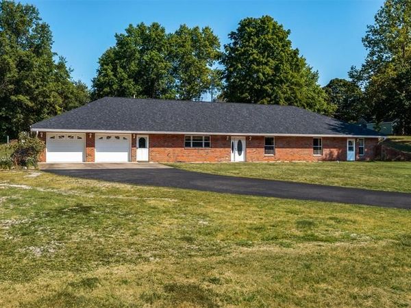 610 Rotary Street, Gillespie, IL 62033