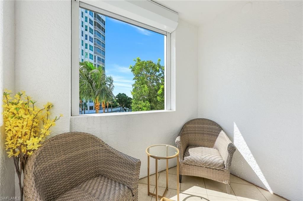 315 Dunes Blvd, Unit 201, Naples, FL 34110 Photo