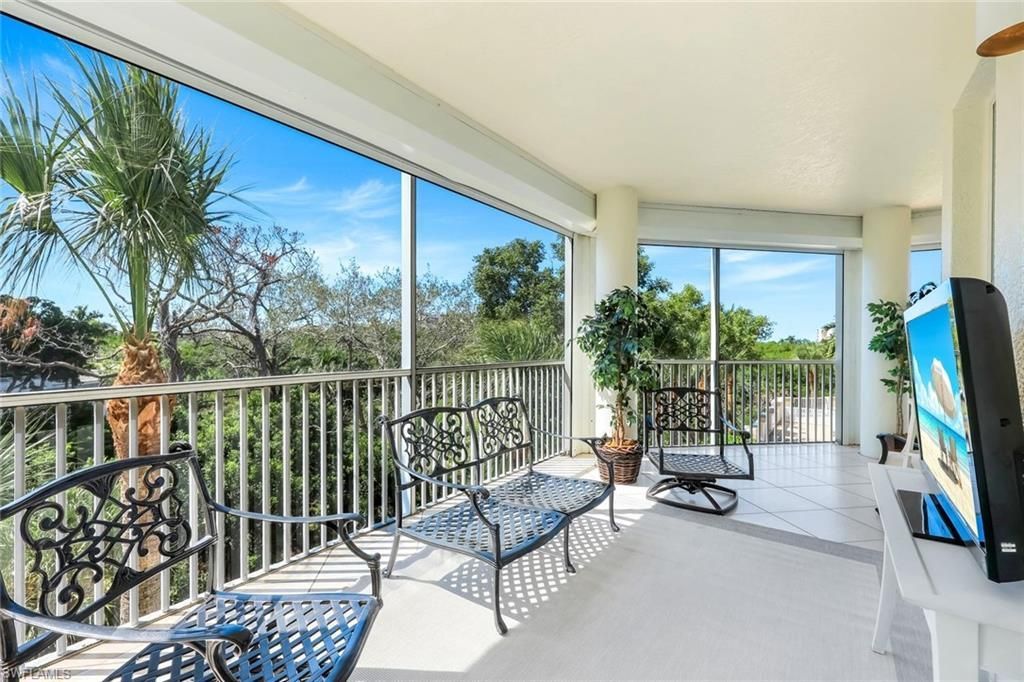 315 Dunes Blvd, Unit 201, Naples, FL 34110 Photo