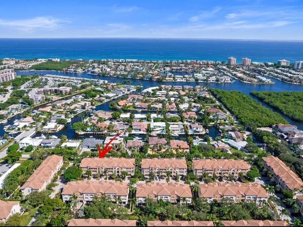 5660 NE Trieste Way, Boca Raton, FL 33487