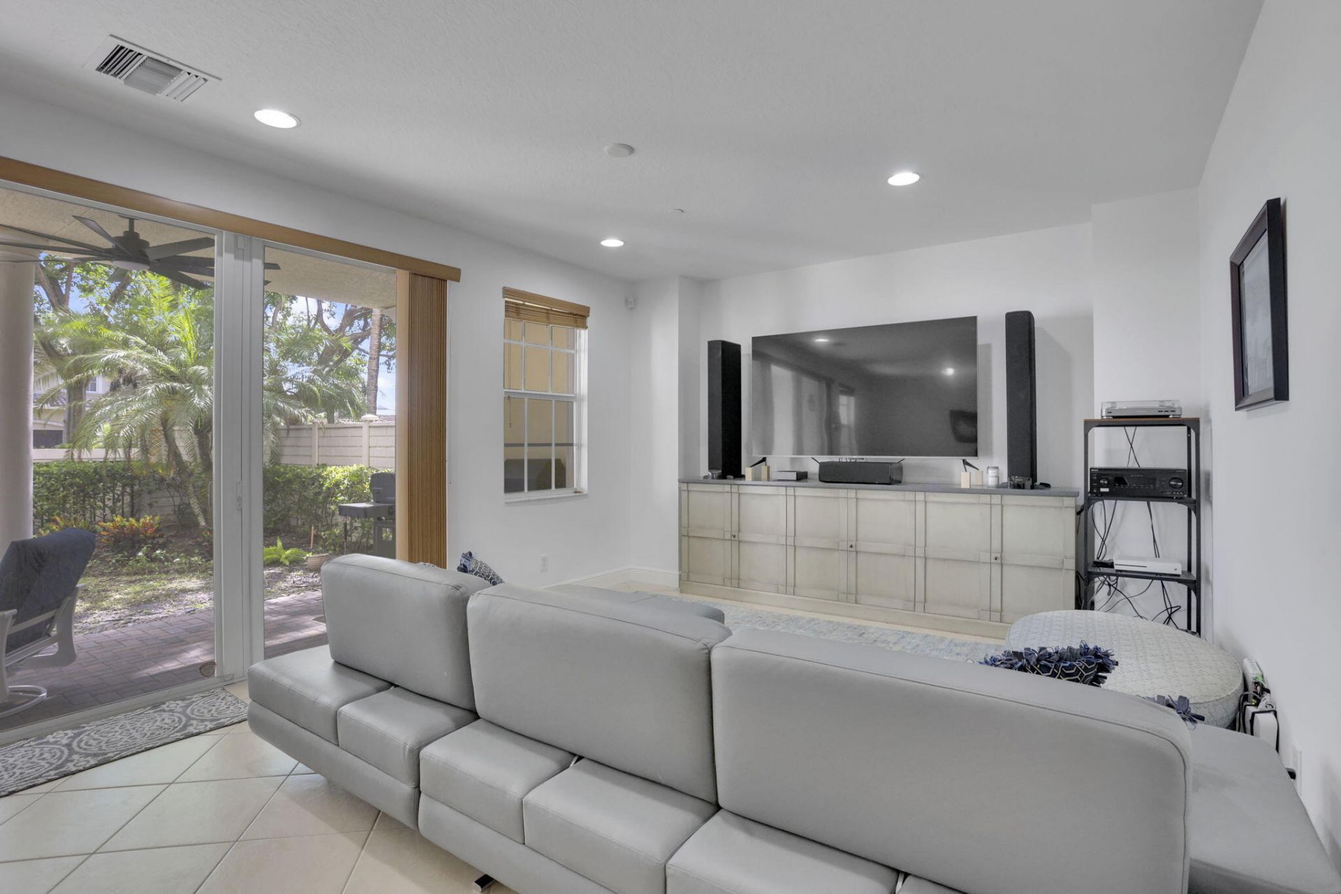 5660 NE Trieste Way, Boca Raton, FL 33487 Photo