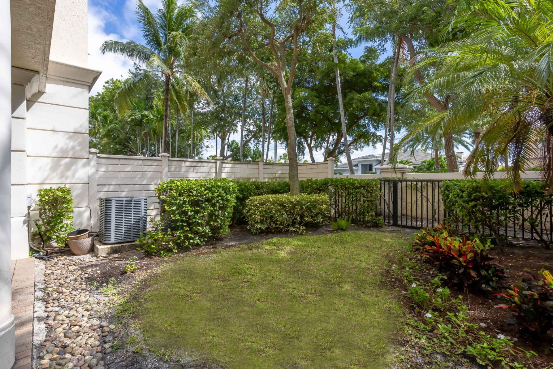 5660 NE Trieste Way, Boca Raton, FL 33487 Photo