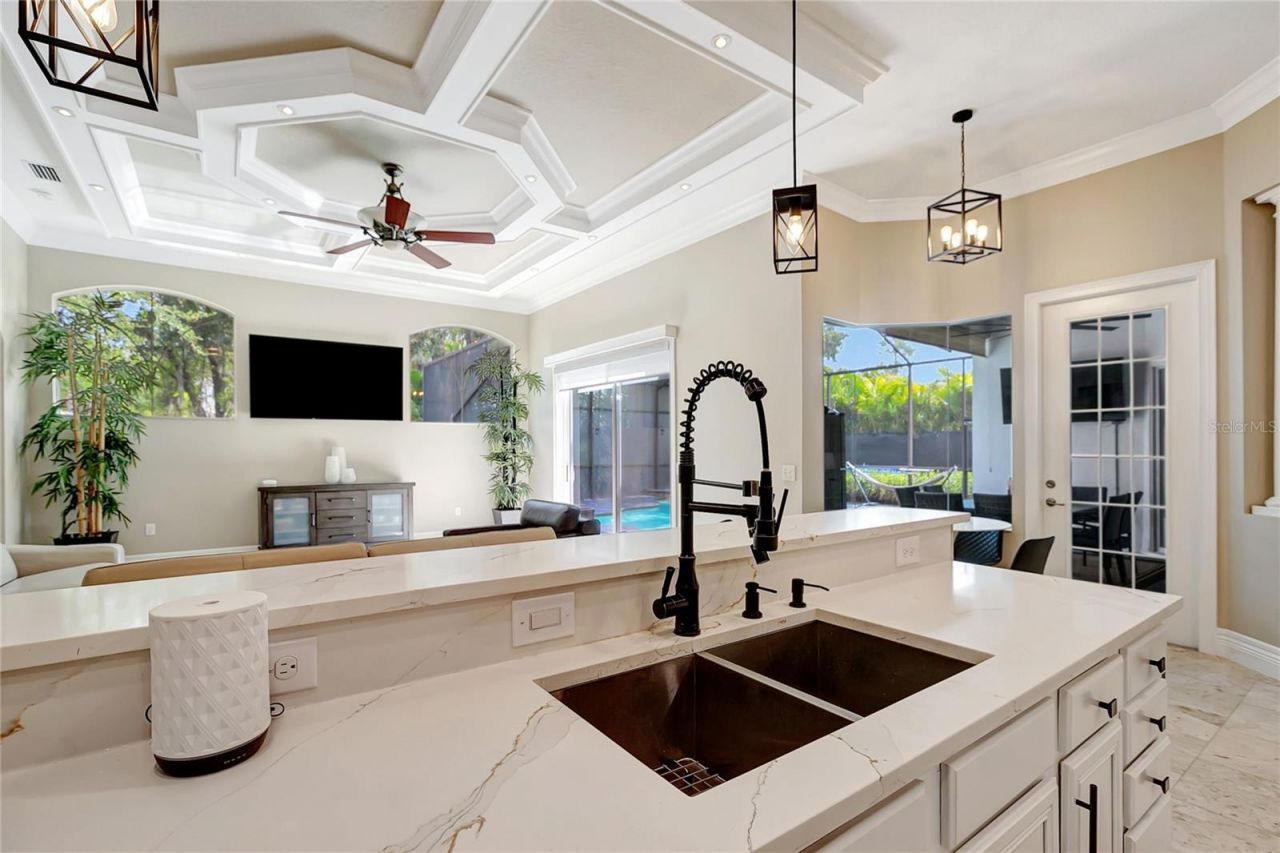 808 River Hammock Boulevard, Brandon, FL 33511 Photo