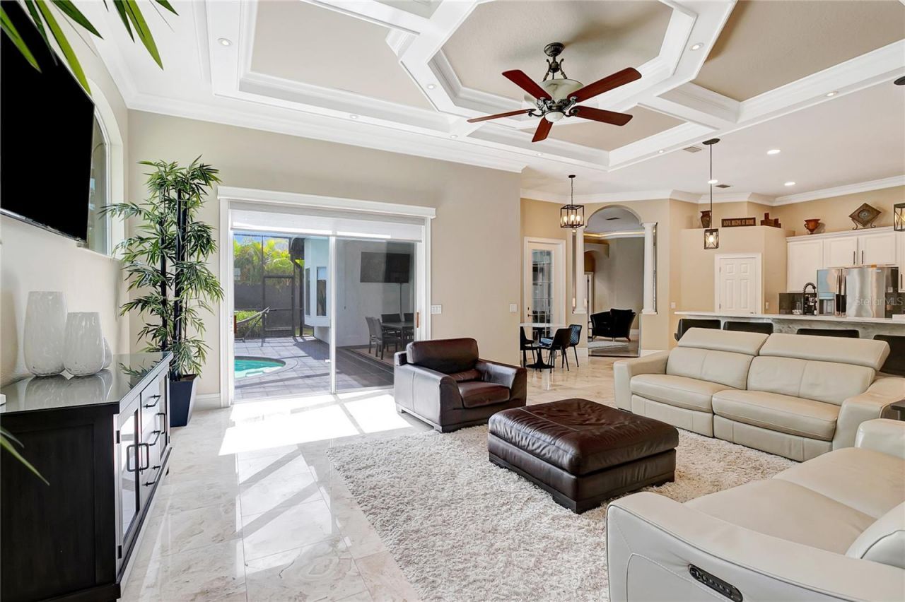 808 River Hammock Boulevard, Brandon, FL 33511 Photo