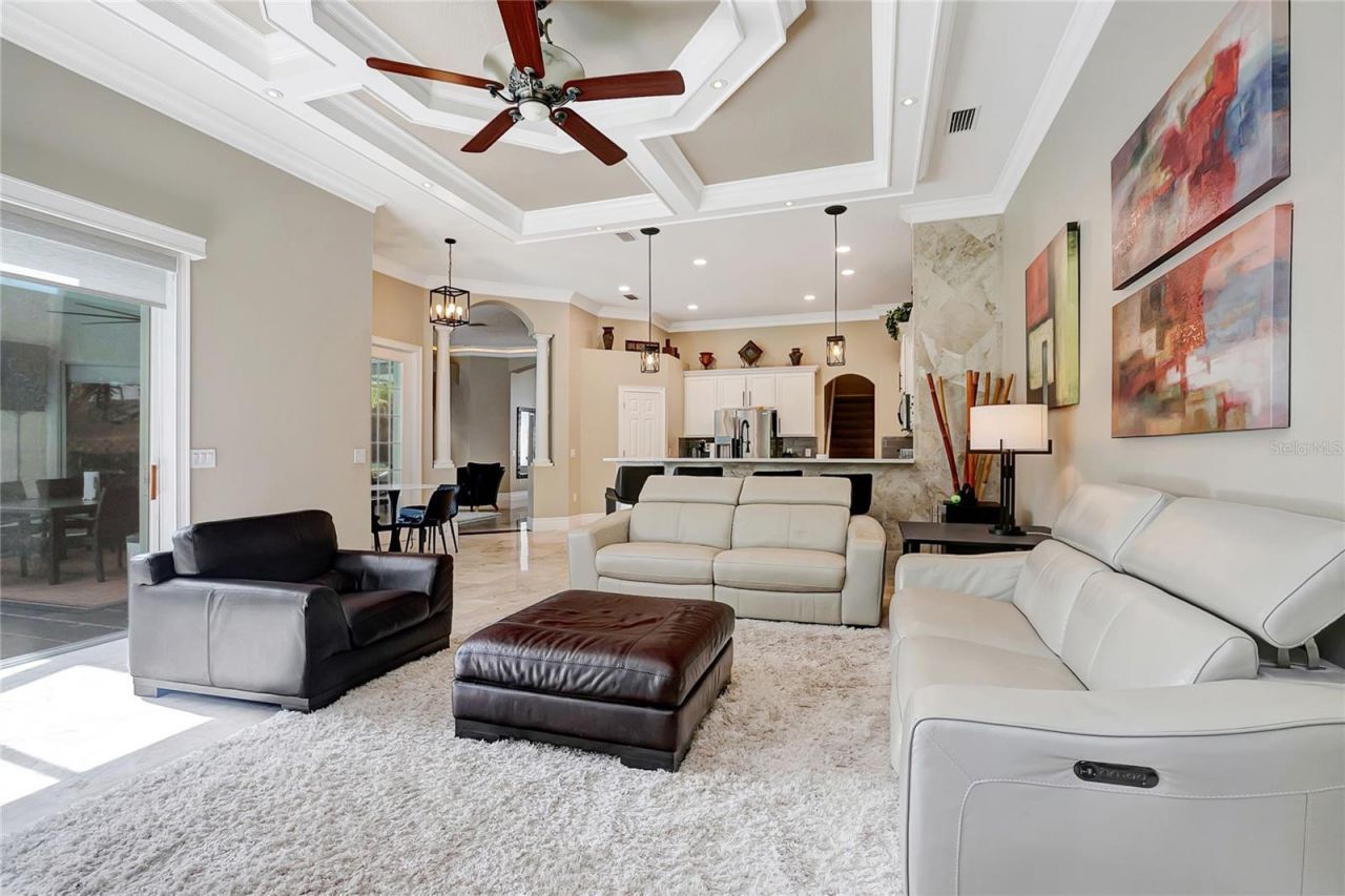 808 River Hammock Boulevard, Brandon, FL 33511 Photo