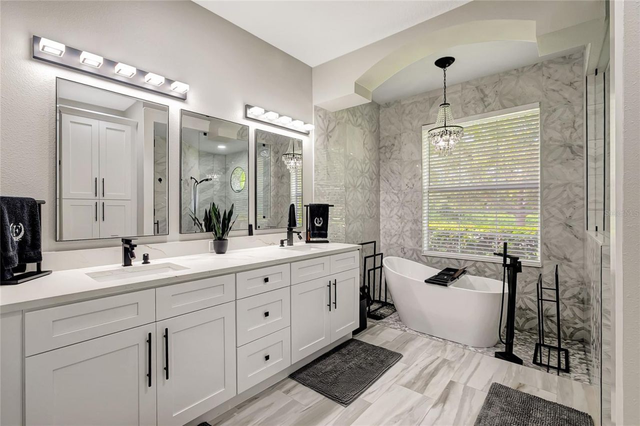 808 River Hammock Boulevard, Brandon, FL 33511 Photo