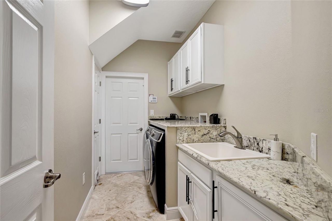 808 River Hammock Boulevard, Brandon, FL 33511 Photo