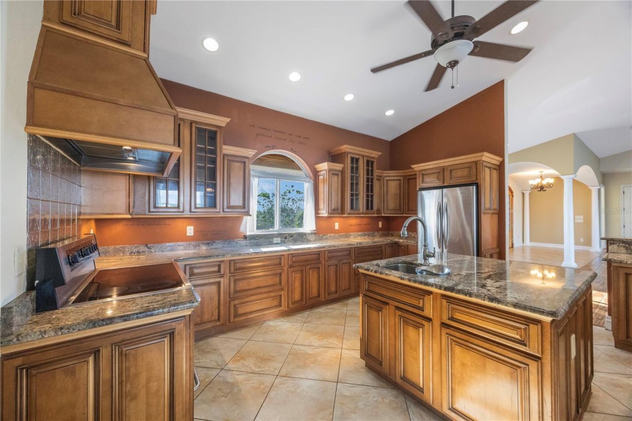 736 Pruitt Drive, Madeira Beach, FL 33708 Photo