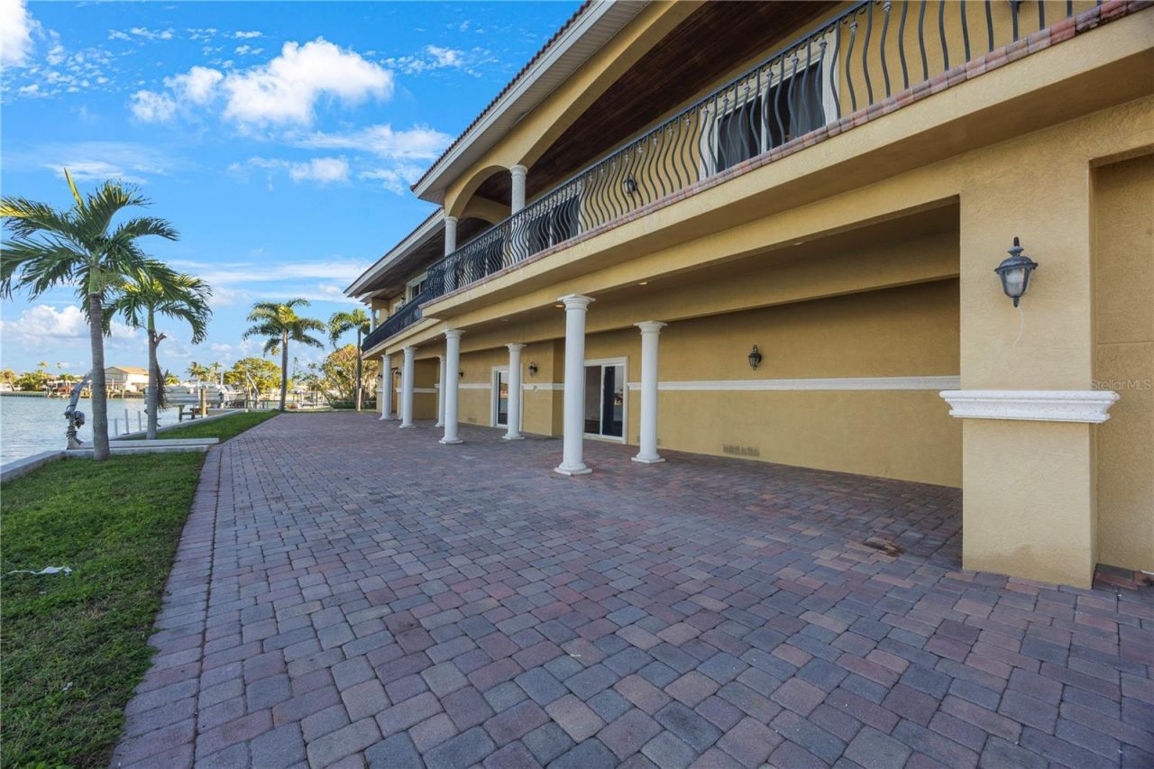 736 Pruitt Drive, Madeira Beach, FL 33708 Photo