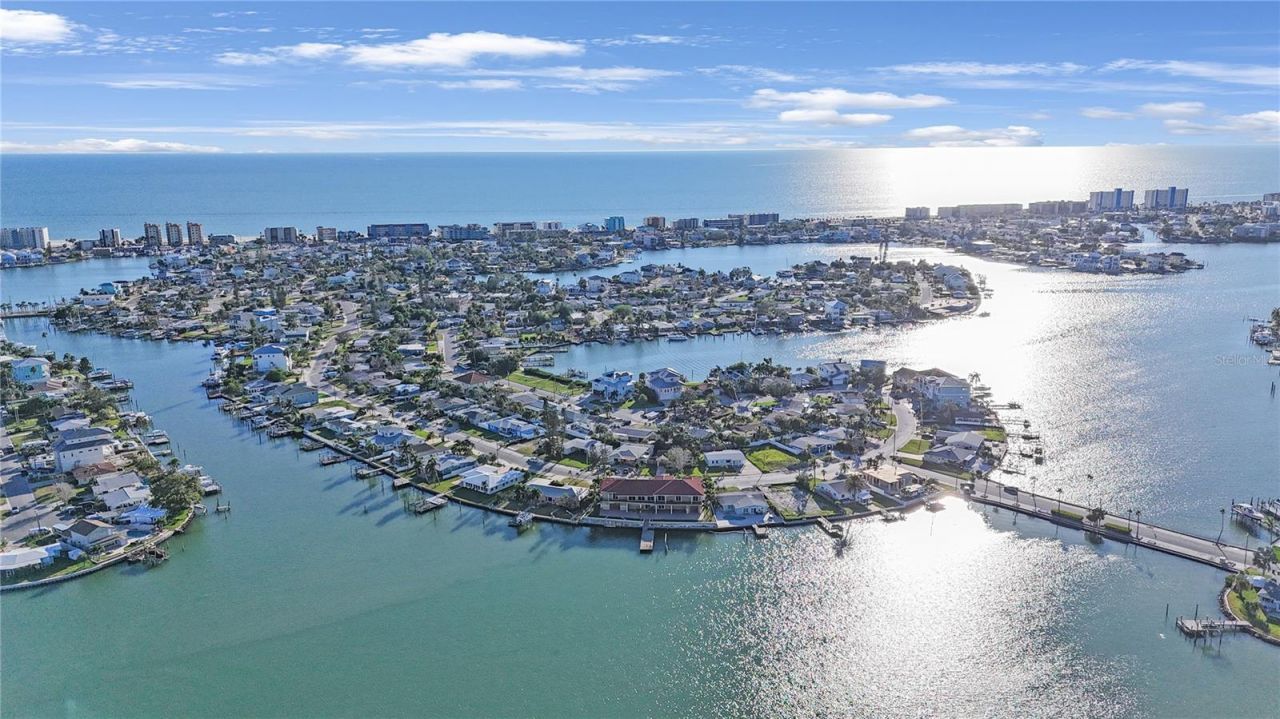 736 Pruitt Drive, Madeira Beach, FL 33708 Photo