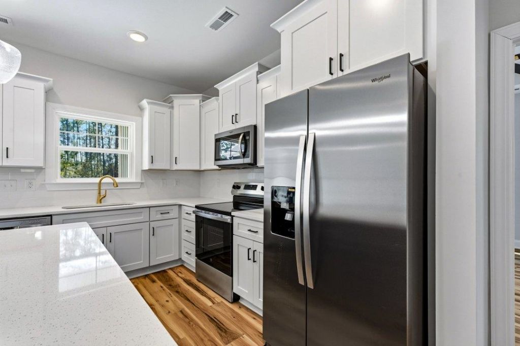 409 St. John Rd. Photo 9