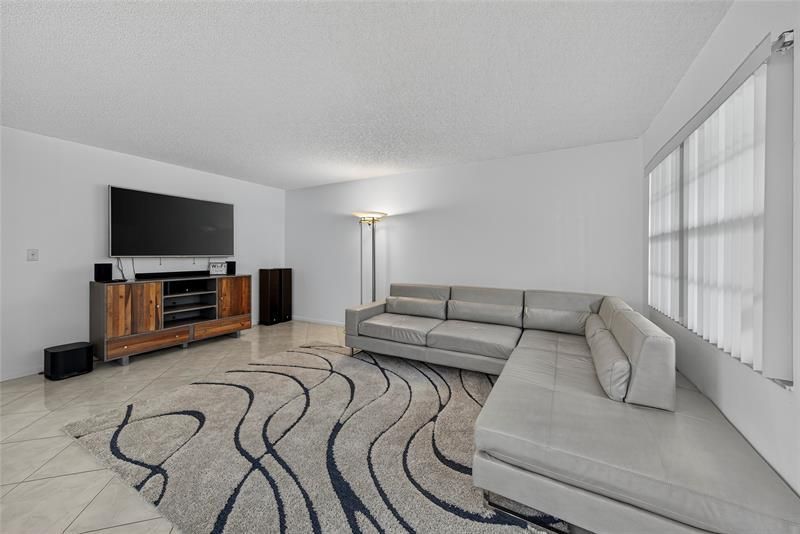 1904 Bermuda Creek, Unit D1, Coconut Creek, FL 33066 Photo