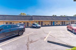 4265 Augusta Road  photo 4