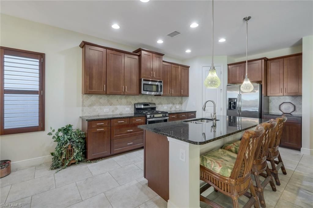 8602 Big Mangrove Dr, Fort Myers, FL 33908 Photo