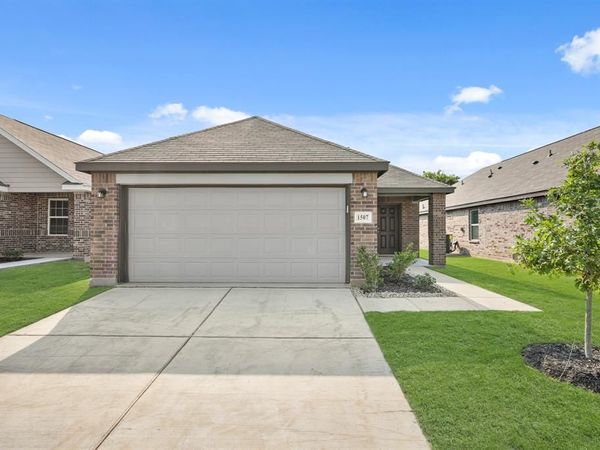 1507 Romans Road, Ennis, TX 75119