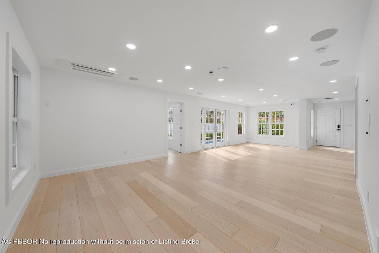 291 Austin Lane, West Palm Beach, FL 33401 Photo