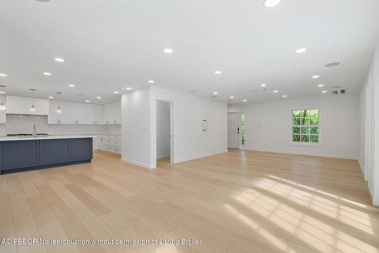 291 Austin Lane, West Palm Beach, FL 33401 Photo