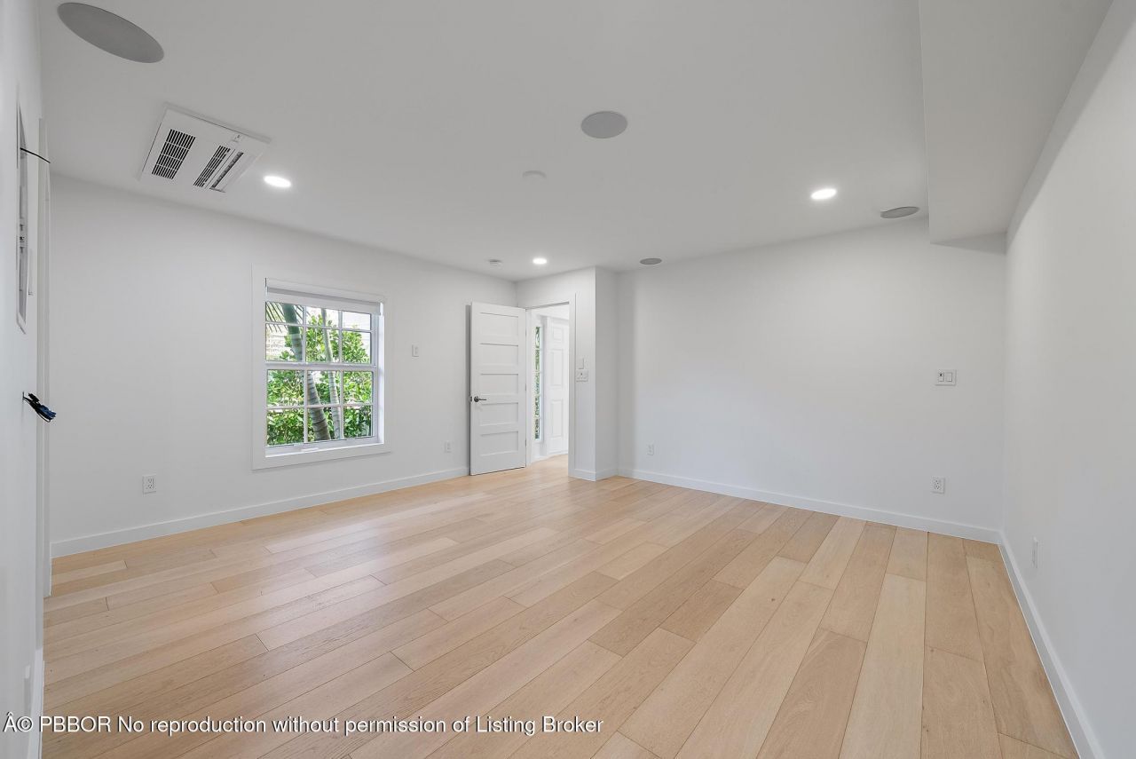 291 Austin Lane, West Palm Beach, FL 33401 Photo