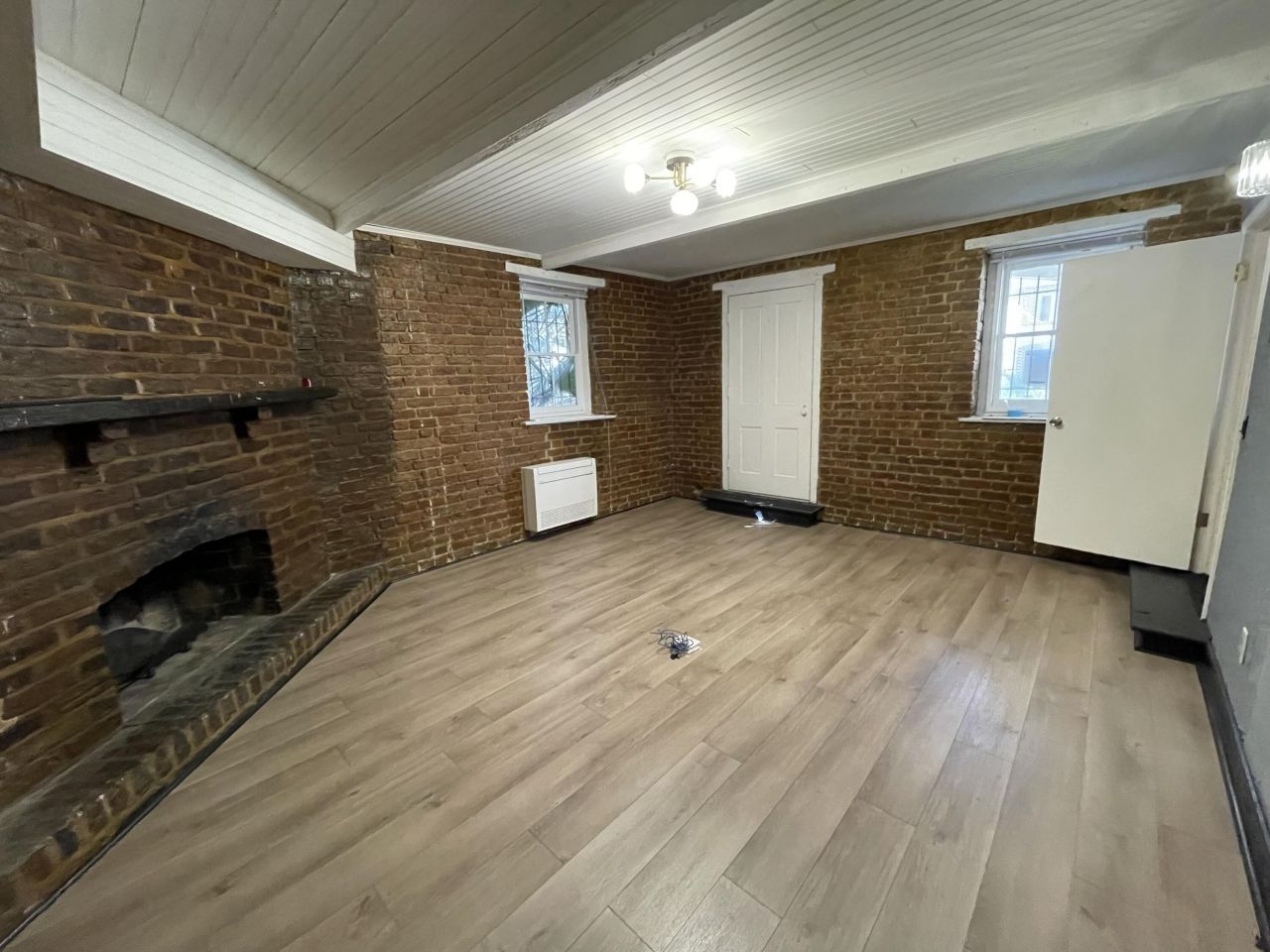 635 East Bay Street Photo 16