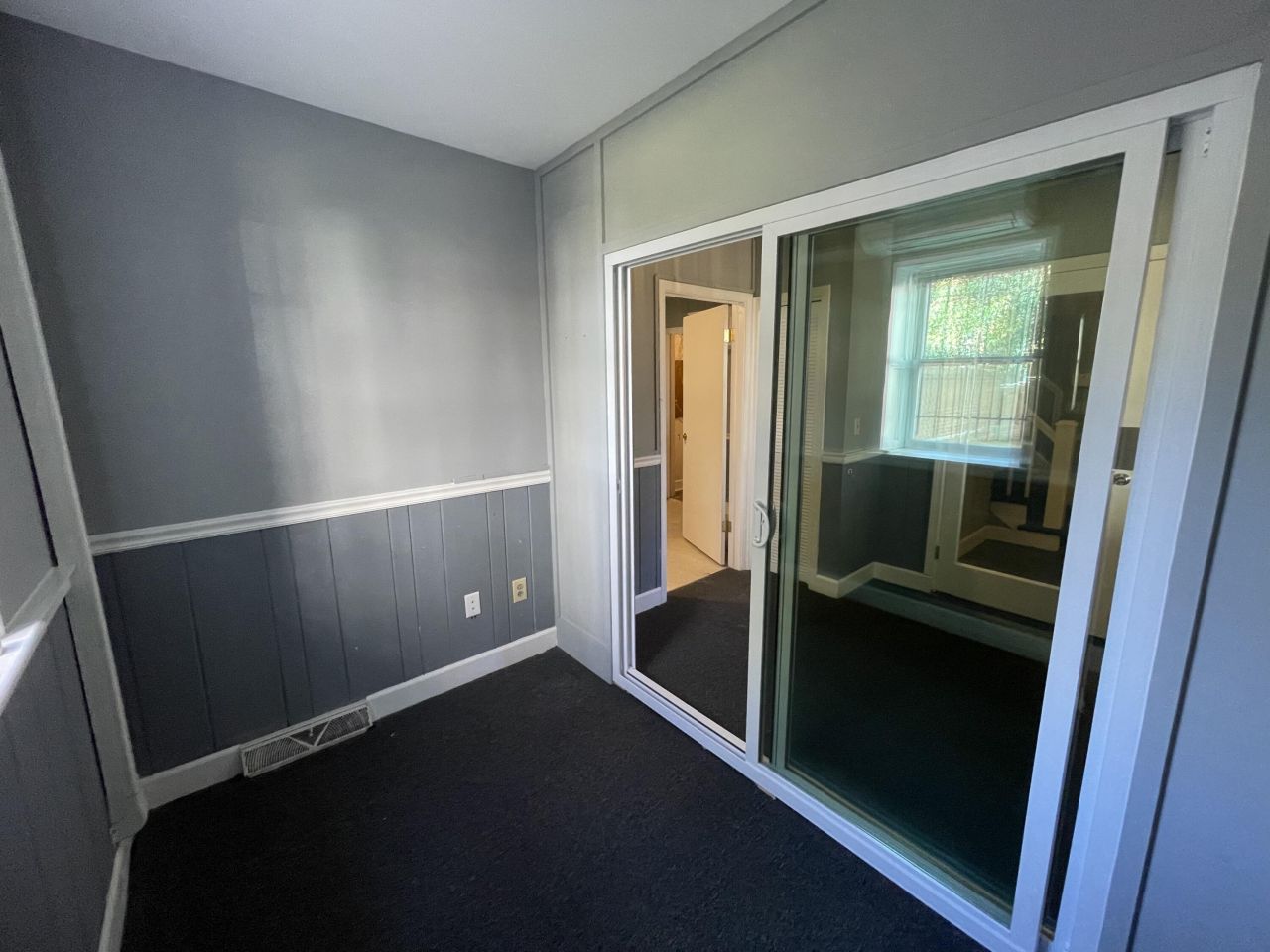 635 East Bay Street Photo 21