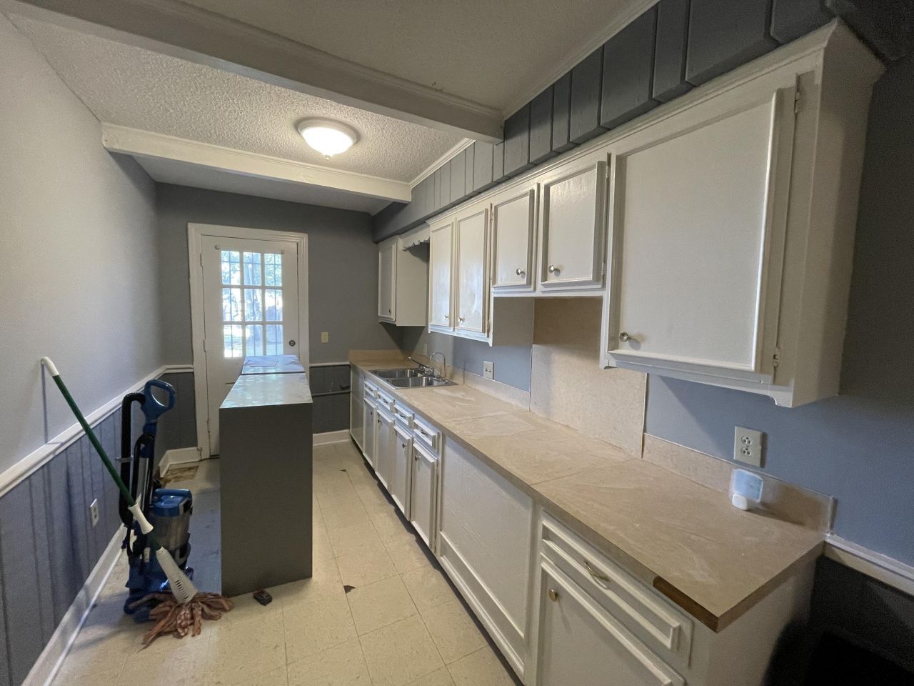 635 East Bay Street Photo 24