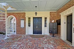 635 East Bay Street photo 4