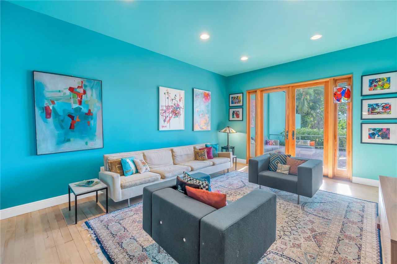 838 Monterey Boulevard Ne, Saint Petersburg, FL 33704 Photo