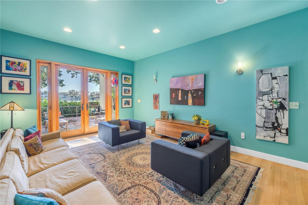 838 Monterey Boulevard Ne, Saint Petersburg, FL 33704 Photo