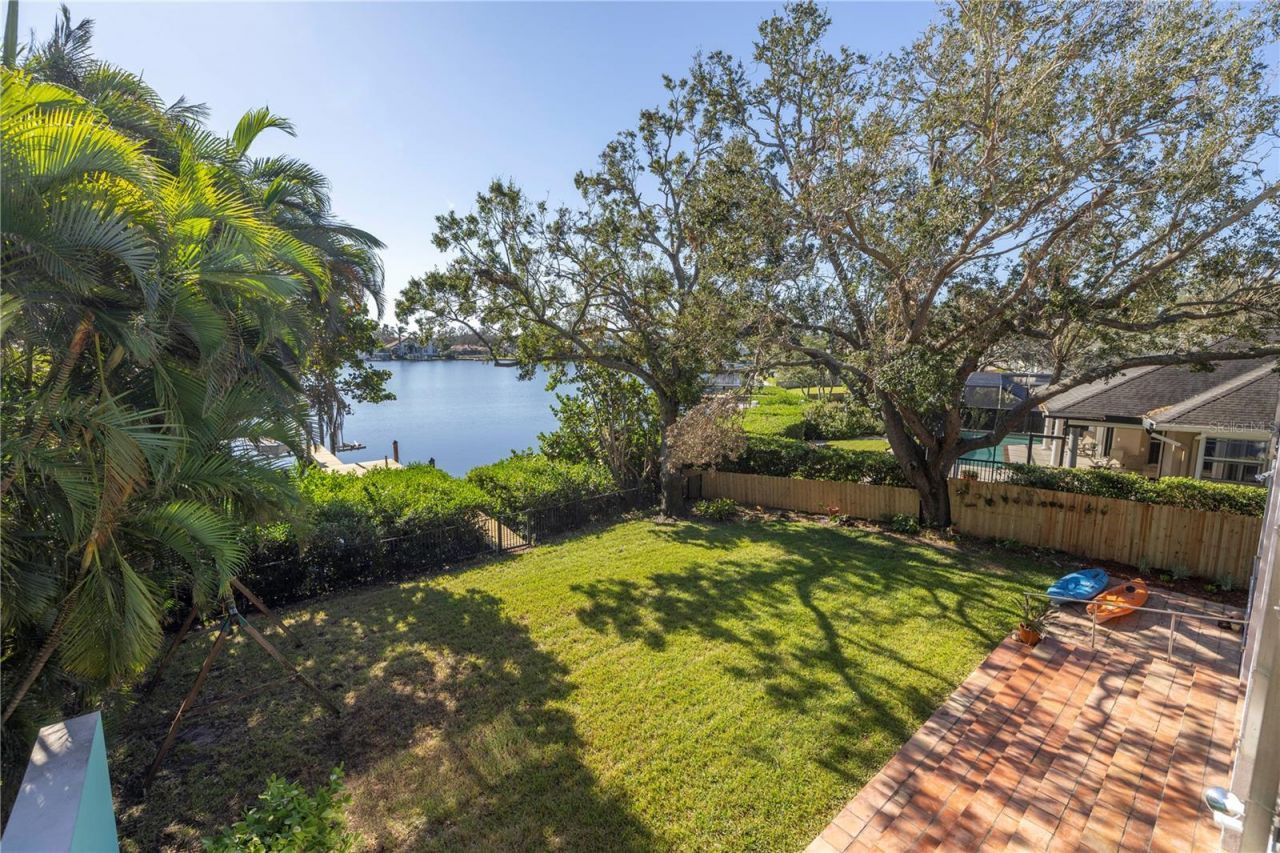 838 Monterey Boulevard Ne, Saint Petersburg, FL 33704 Photo