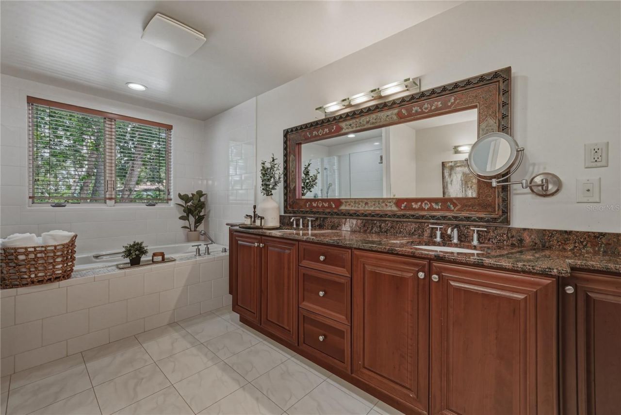 838 Monterey Boulevard Ne, Saint Petersburg, FL 33704 Photo