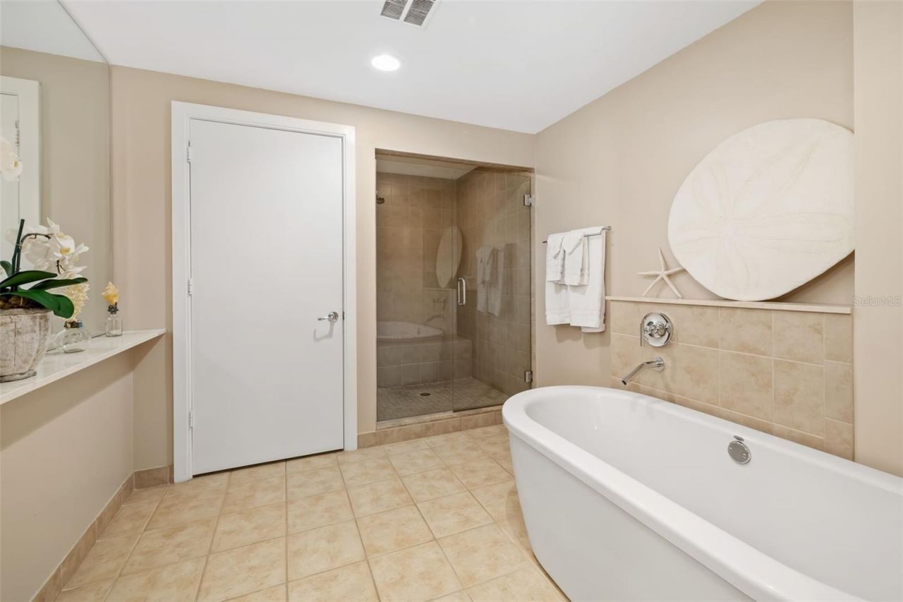 6512 Midnight Pass Road, Unit 204, Sarasota, FL 34242 Photo