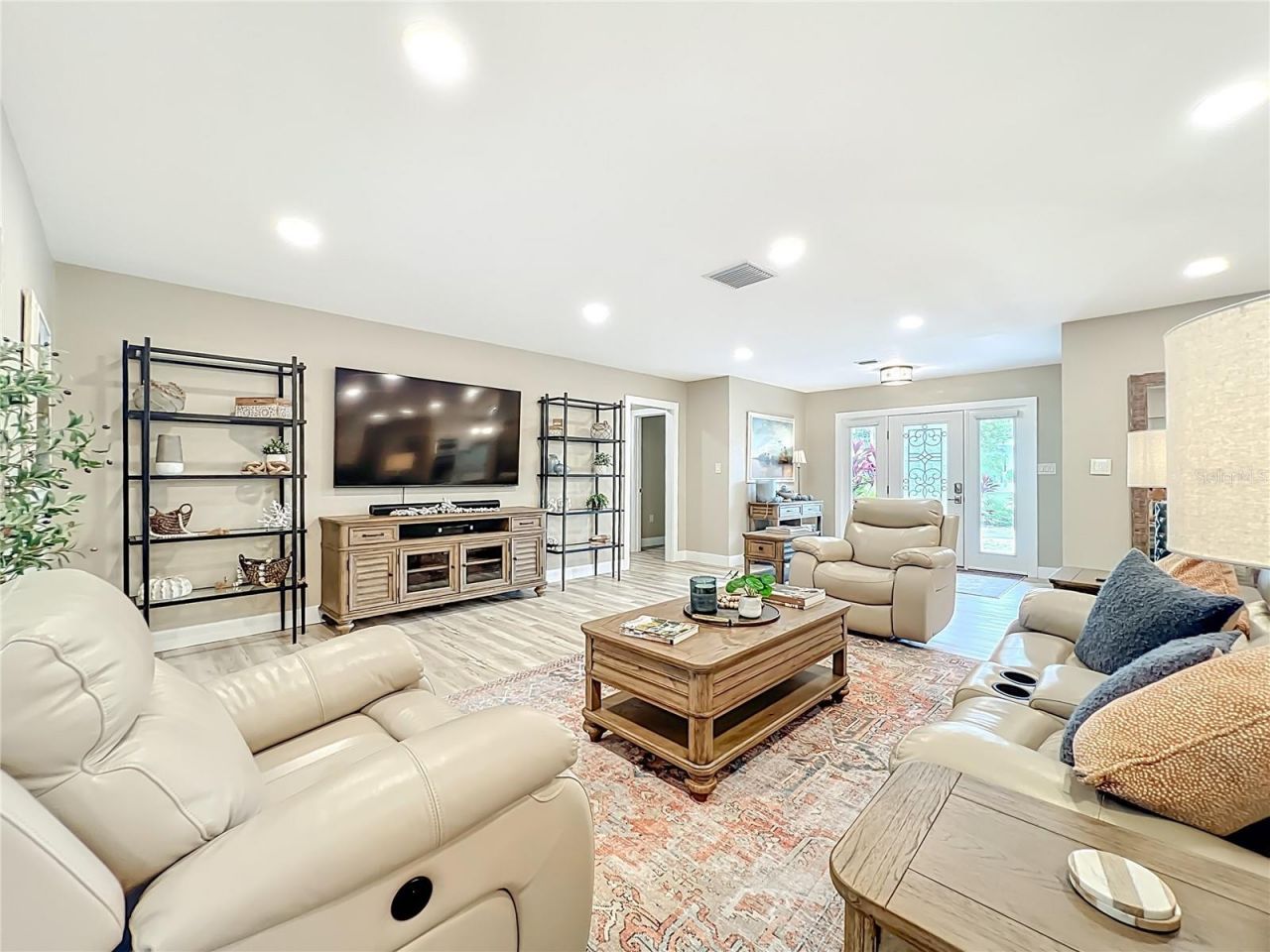 710 SE 1st Court, Crystal River, FL 34429 Photo