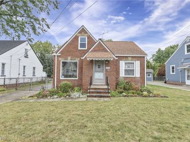 5714 Stickney Avenue, Cleveland, OH 44144