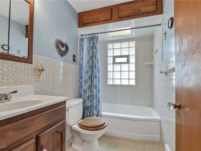 5714 Stickney Avenue, Cleveland, OH 44144 Photo 20