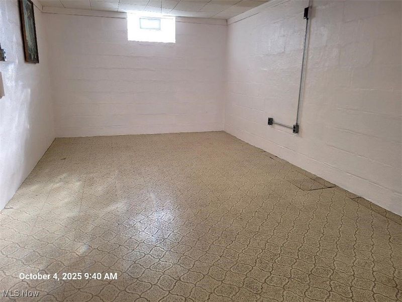 5714 Stickney Avenue, Cleveland, OH 44144 Photo 27