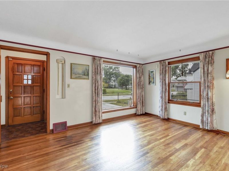 5714 Stickney Avenue, Cleveland, OH 44144 Photo 6