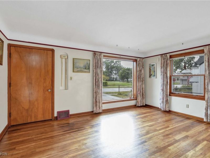 5714 Stickney Avenue, Cleveland, OH 44144 Photo 7